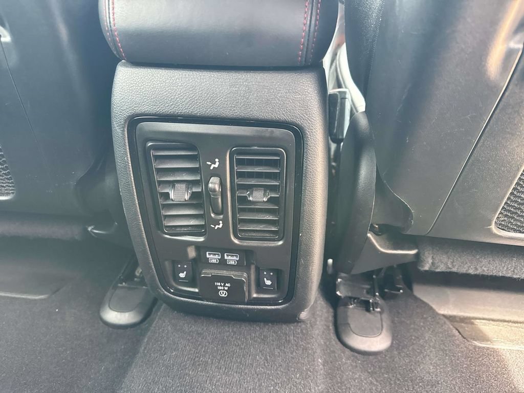 Used 2024 Dodge Durango GT RWD image 27