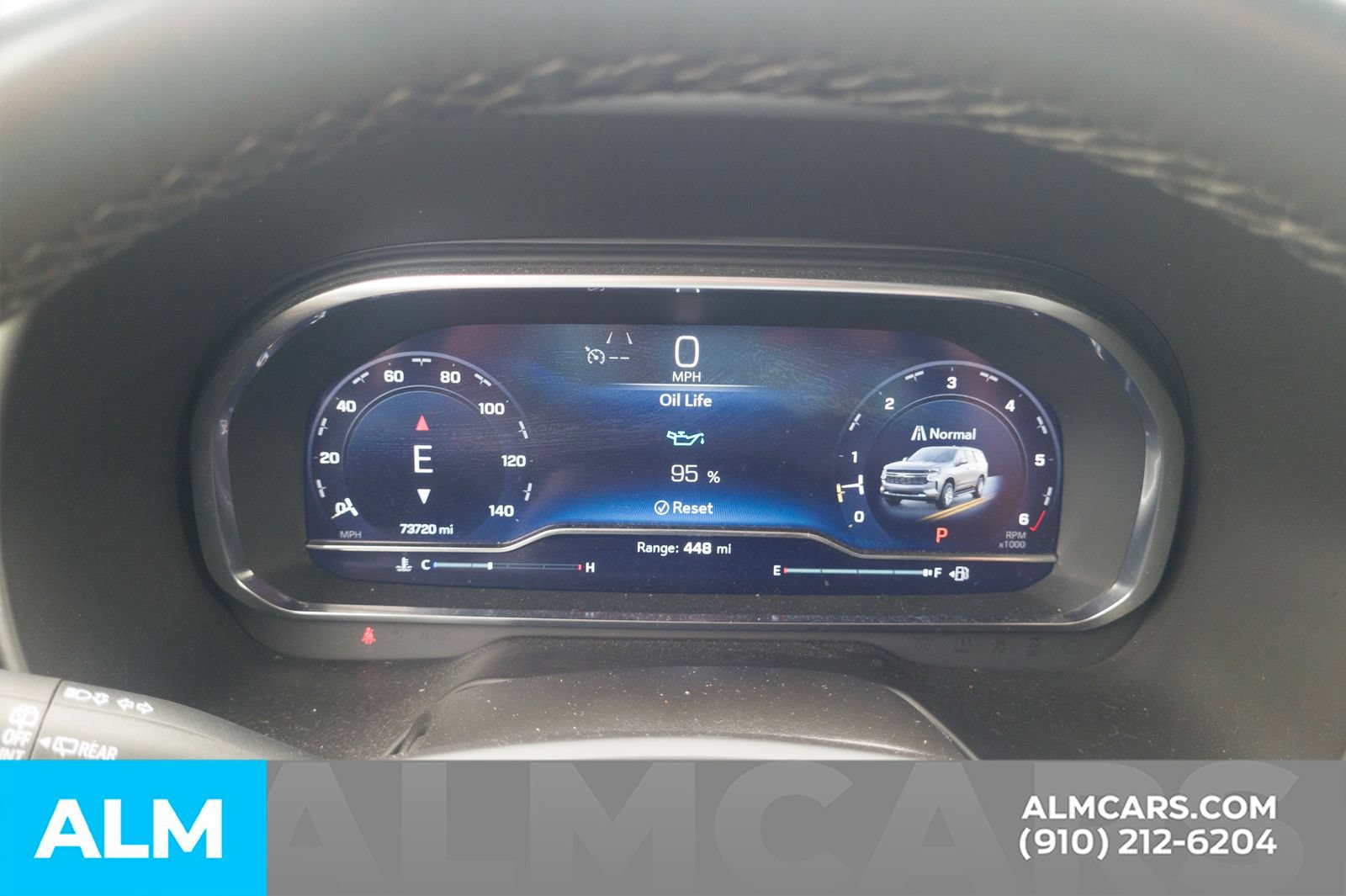 Used 2024 Chevrolet Suburban LT RWD image 28
