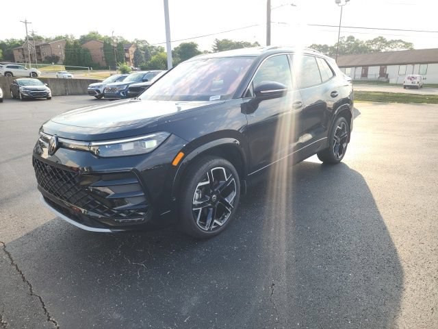 Used 2025 Volkswagen Tiguan SEL R-Line AWD/4WD image 34