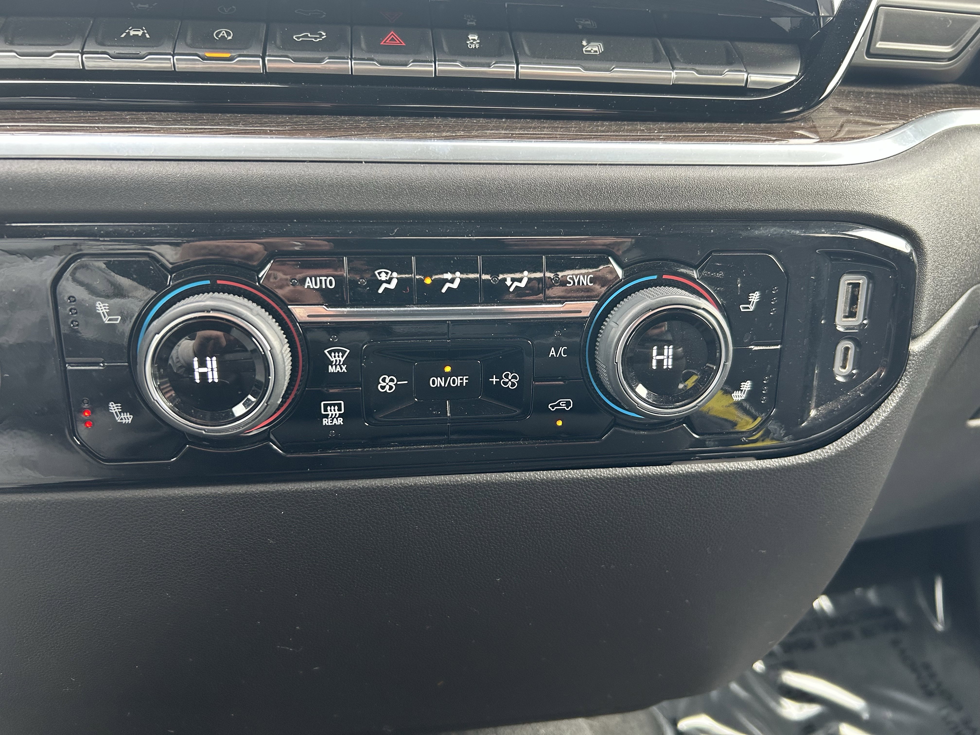 Used 2022 Chevrolet Silverado 1500 RST w/ Protection Package image 19