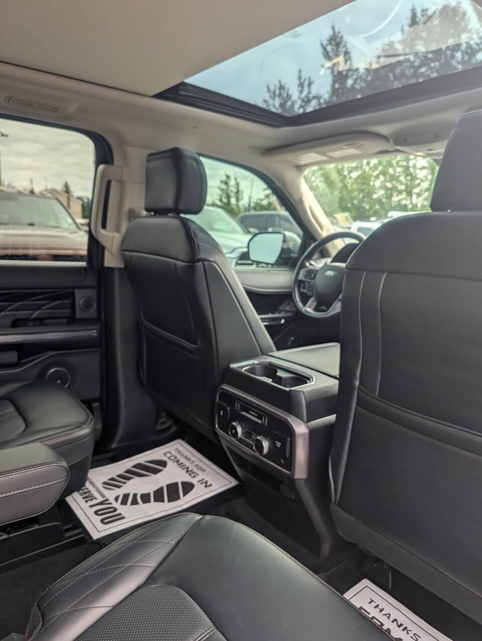 Used 2018 Ford Expedition Platinum AWD/4WD image 21