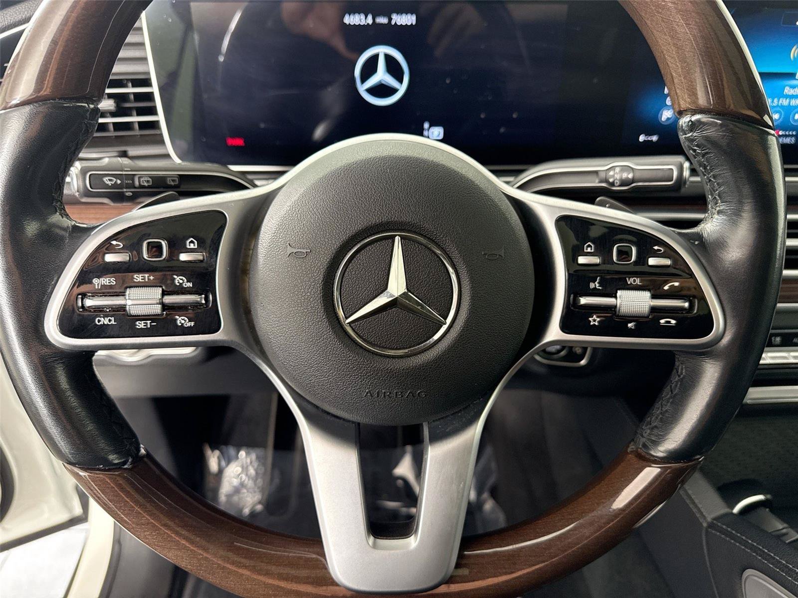 Used 2021 Mercedes-Benz GLE 450 4MATIC image 17