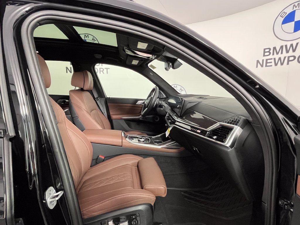 Certified 2027 BMW X7 M60i AWD/4WD image 26