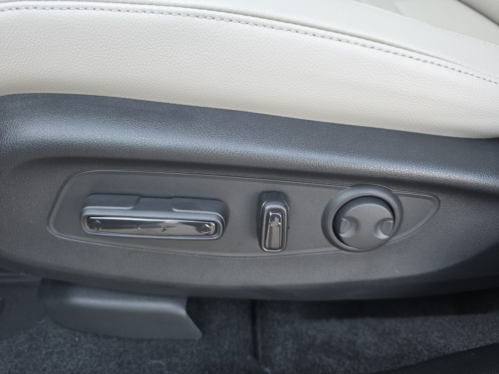 New 2027 Honda CR-V EX-L image 10