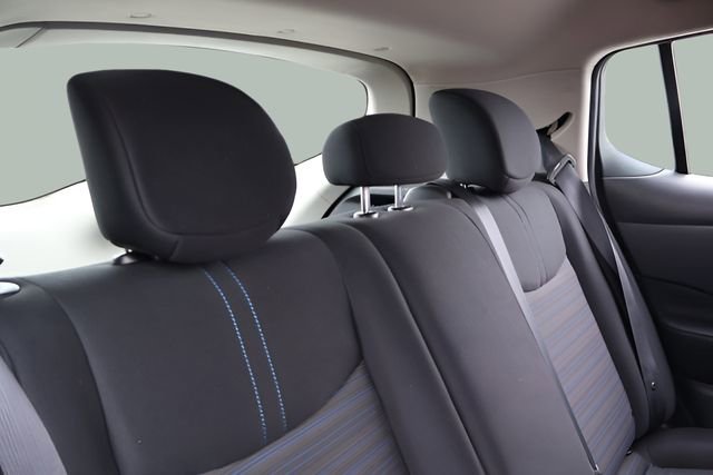 Used 2021 Nissan Leaf SV image 17