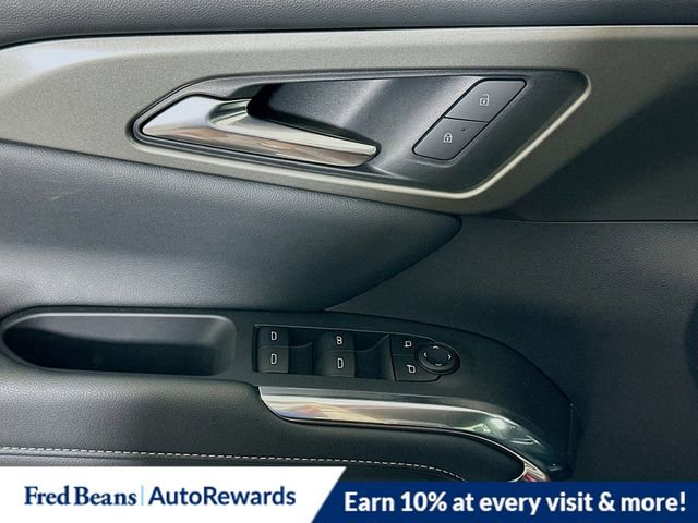 New 2025 Chevrolet Traverse LT w/ LPO, Floor Liner Package image 17