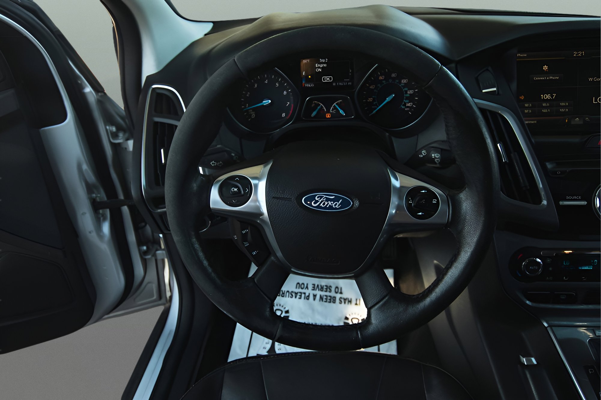 Used 2014 Ford Focus Titanium image 25