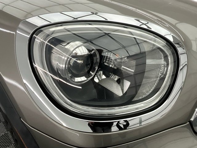 Used 2020 MINI Cooper Countryman S w/ Premium Package image 23