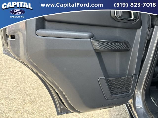 Certified 2025 Ford Bronco Badlands AWD/4WD image 18