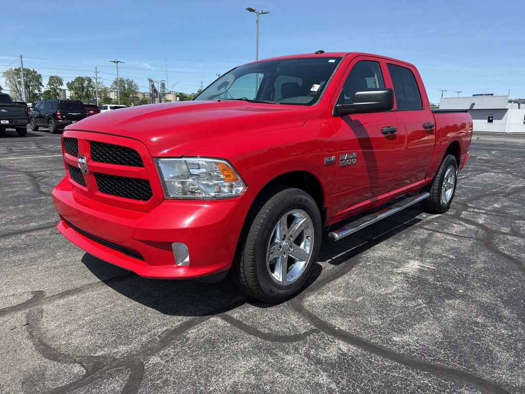 Used 2016 RAM 1500 Express w/ Popular Equipment Group AWD/4WD image 4