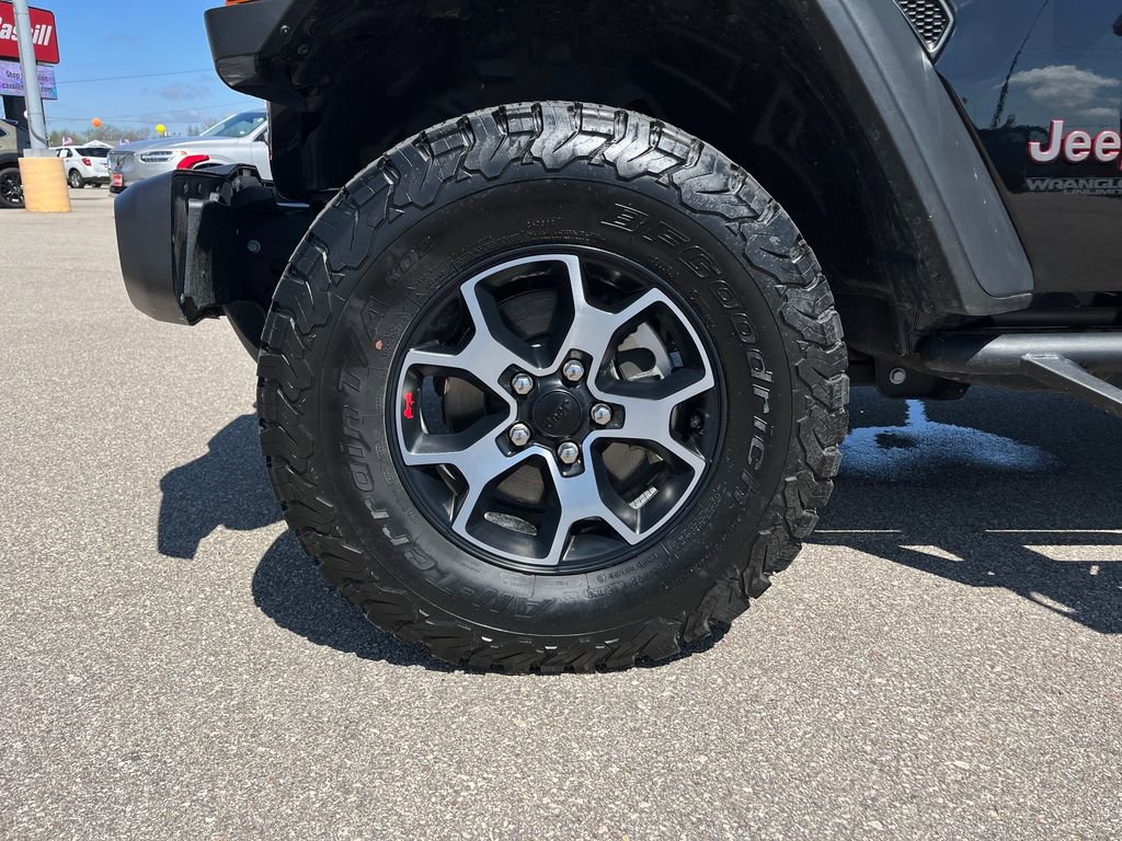 Used 2022 Jeep Wrangler Unlimited Rubicon w/ LED Lighting Group image 31