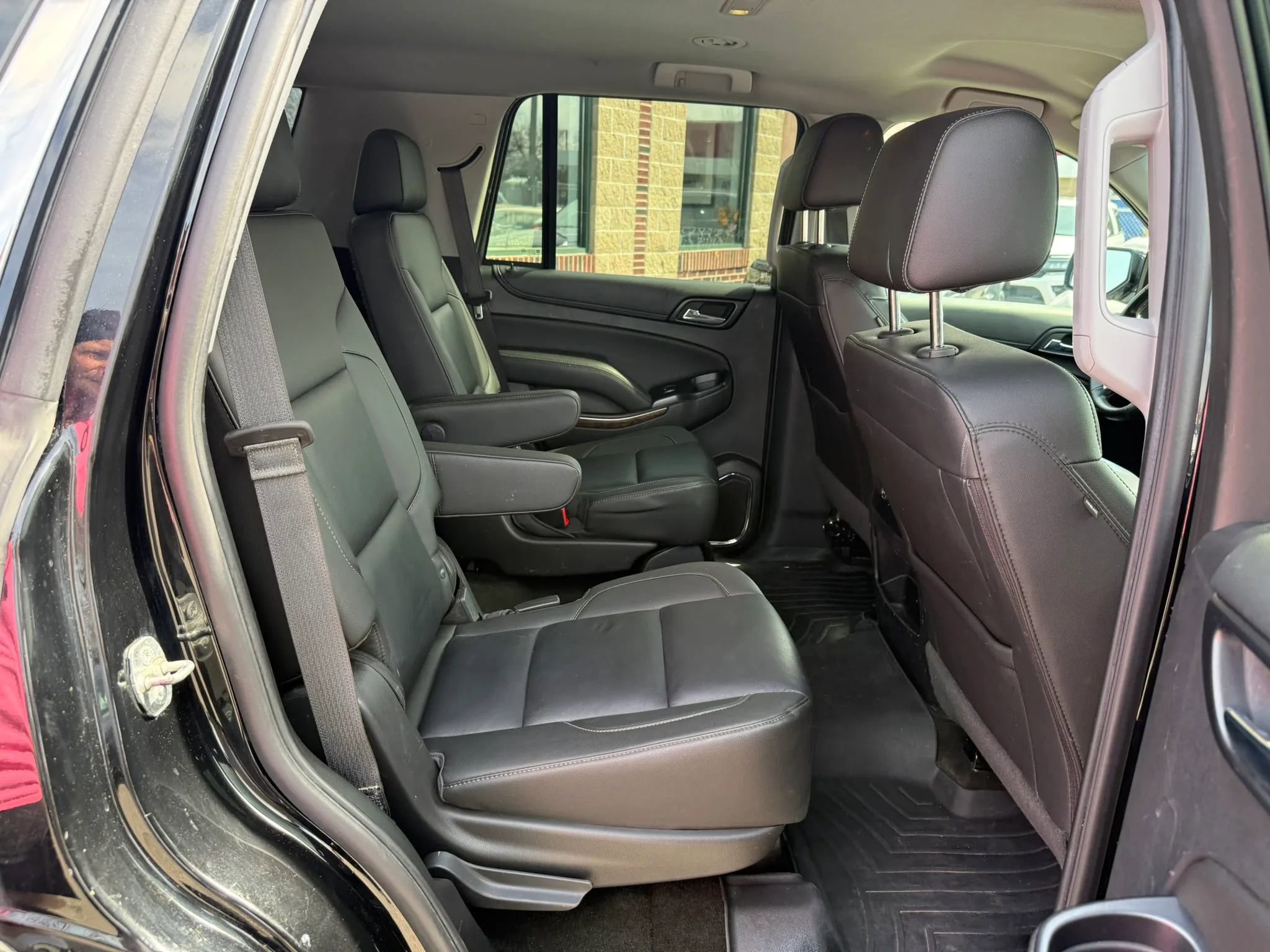 Used 2018 Chevrolet Tahoe LT AWD/4WD image 31