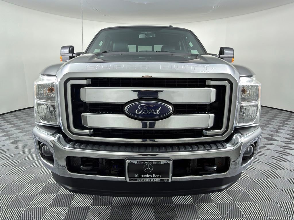 Used 2016 Ford F250 Lariat w/ Lariat Interior Package image 3
