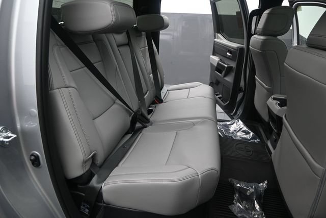 New 2026 Toyota Tundra Limited AWD/4WD image 15