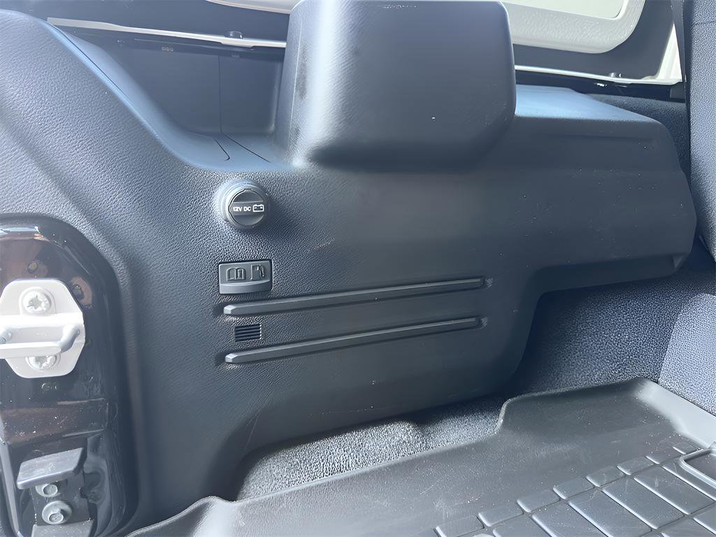 Used 2024 Jeep Wrangler High Altitude image 33