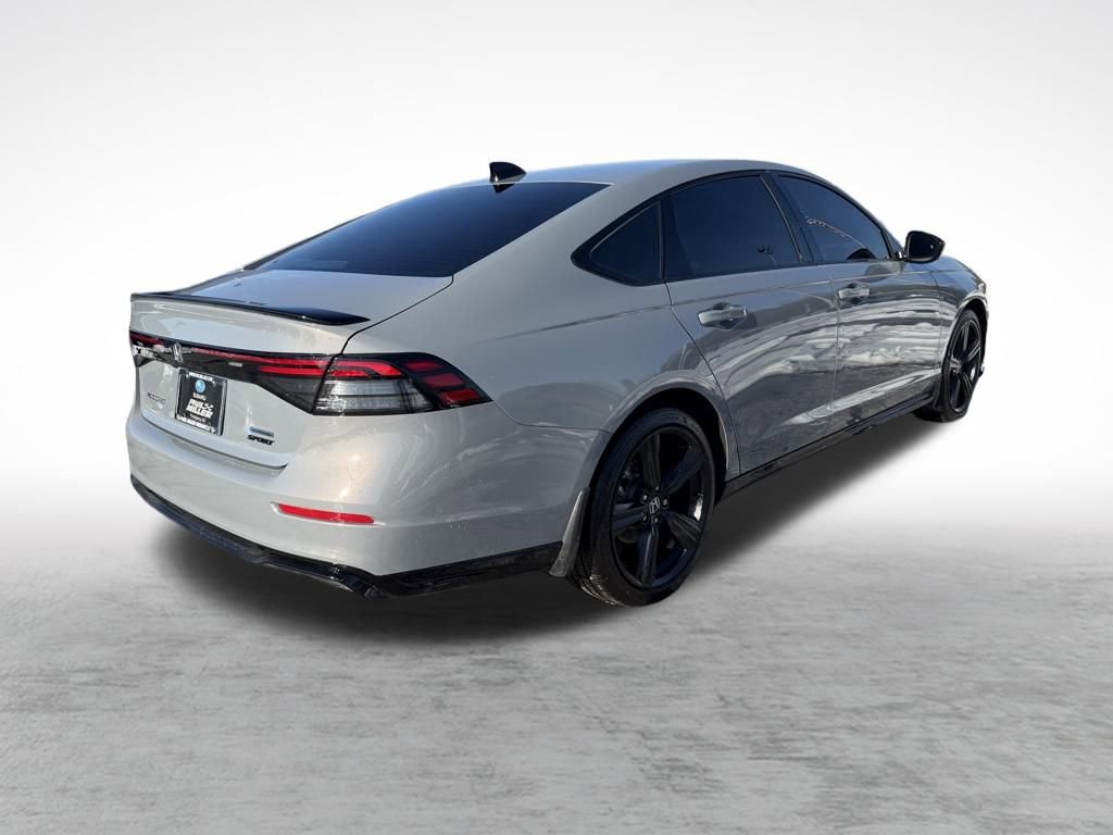 Used 2025 Honda Accord Sport image 8
