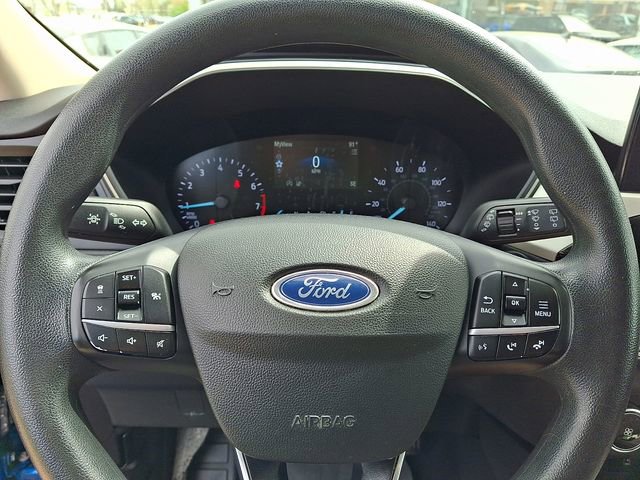 Used 2020 Ford Escape SE image 16