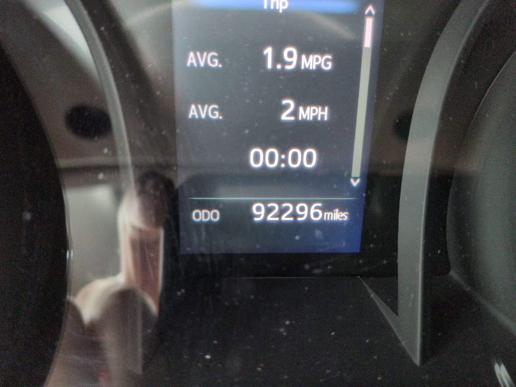 Used 2020 Toyota Camry LE FWD image 16