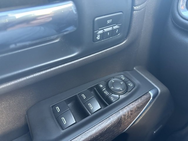 Used 2021 GMC Sierra 2500 Denali w/ Denali Ultimate Package image 24