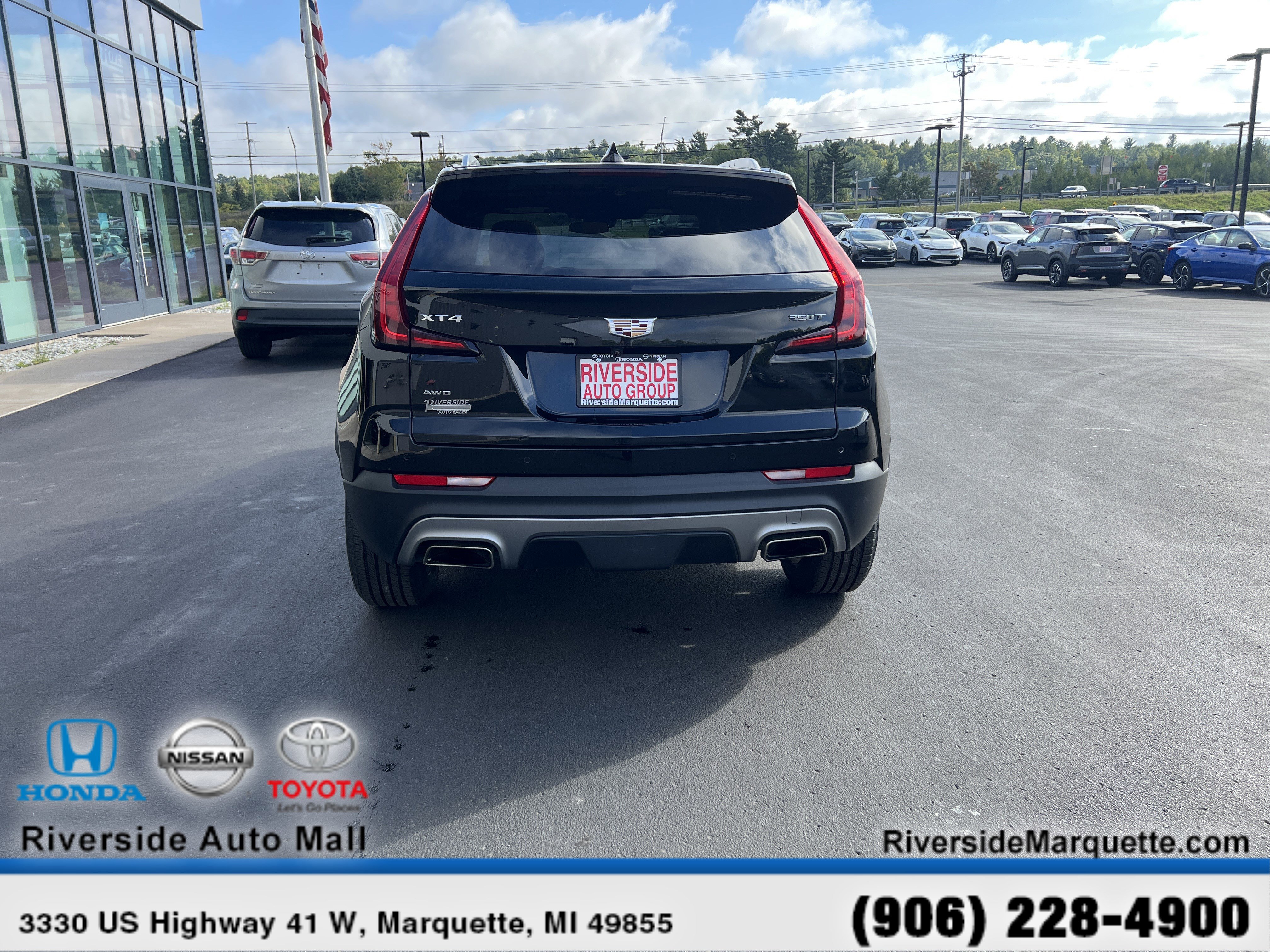 Used 2021 Cadillac XT4 Premium Luxury image 7