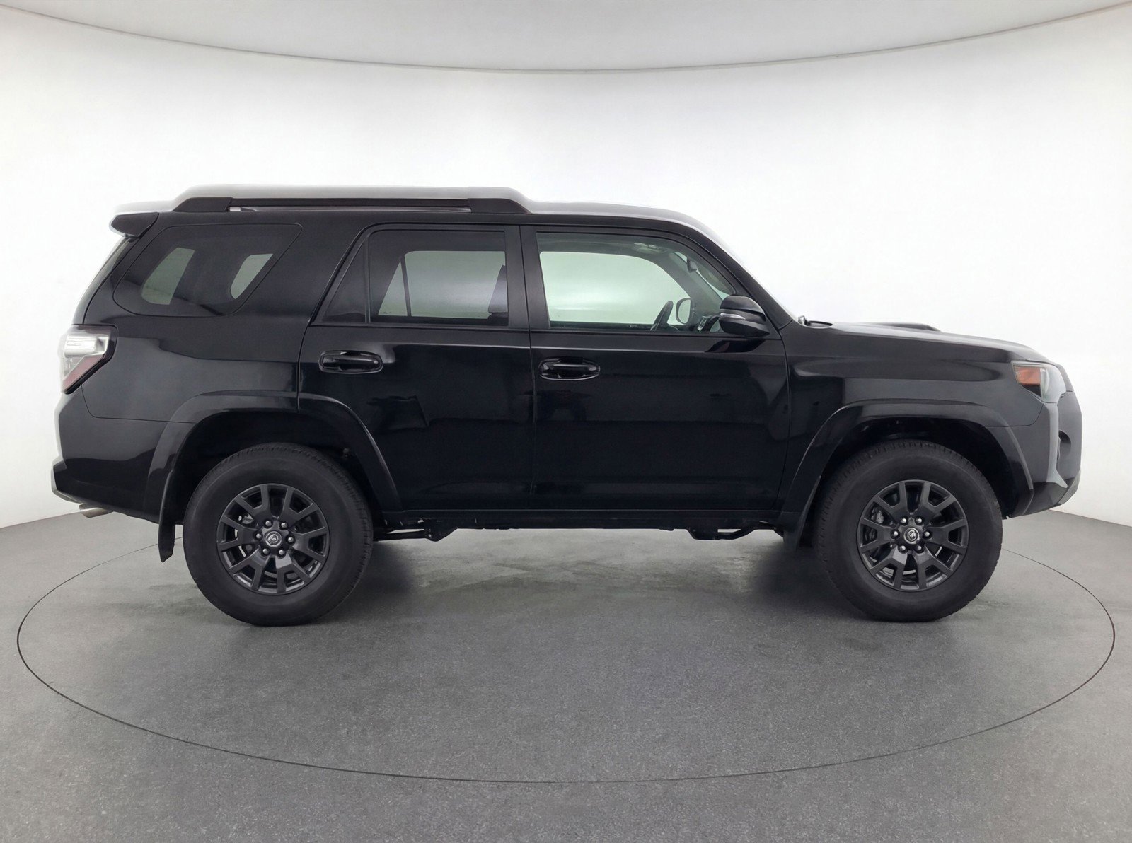 Used 2025 Toyota 4Runner SR5 image 11