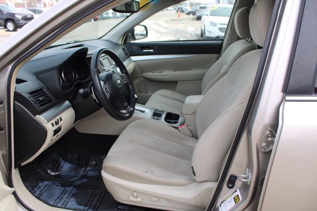 Used 2014 Subaru Outback 2.5i Premium image 15