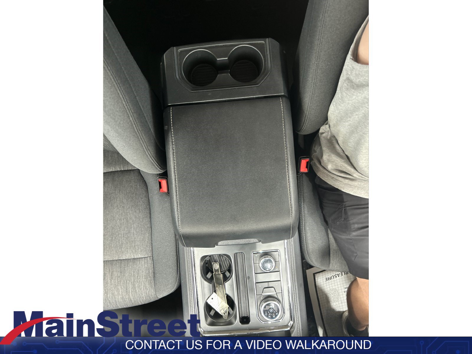 Used 2024 Ford Expedition XLT AWD/4WD image 13