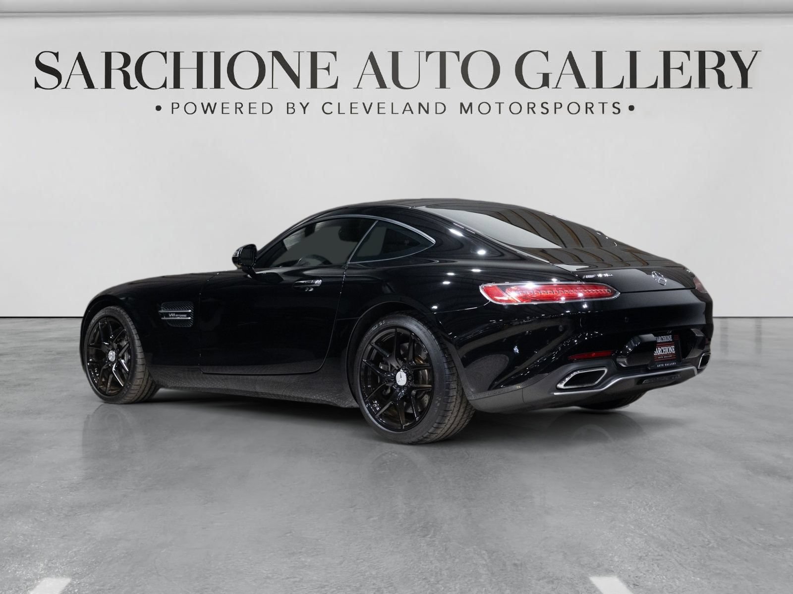 Used 2017 Mercedes-Benz AMG GT Coupe image 2