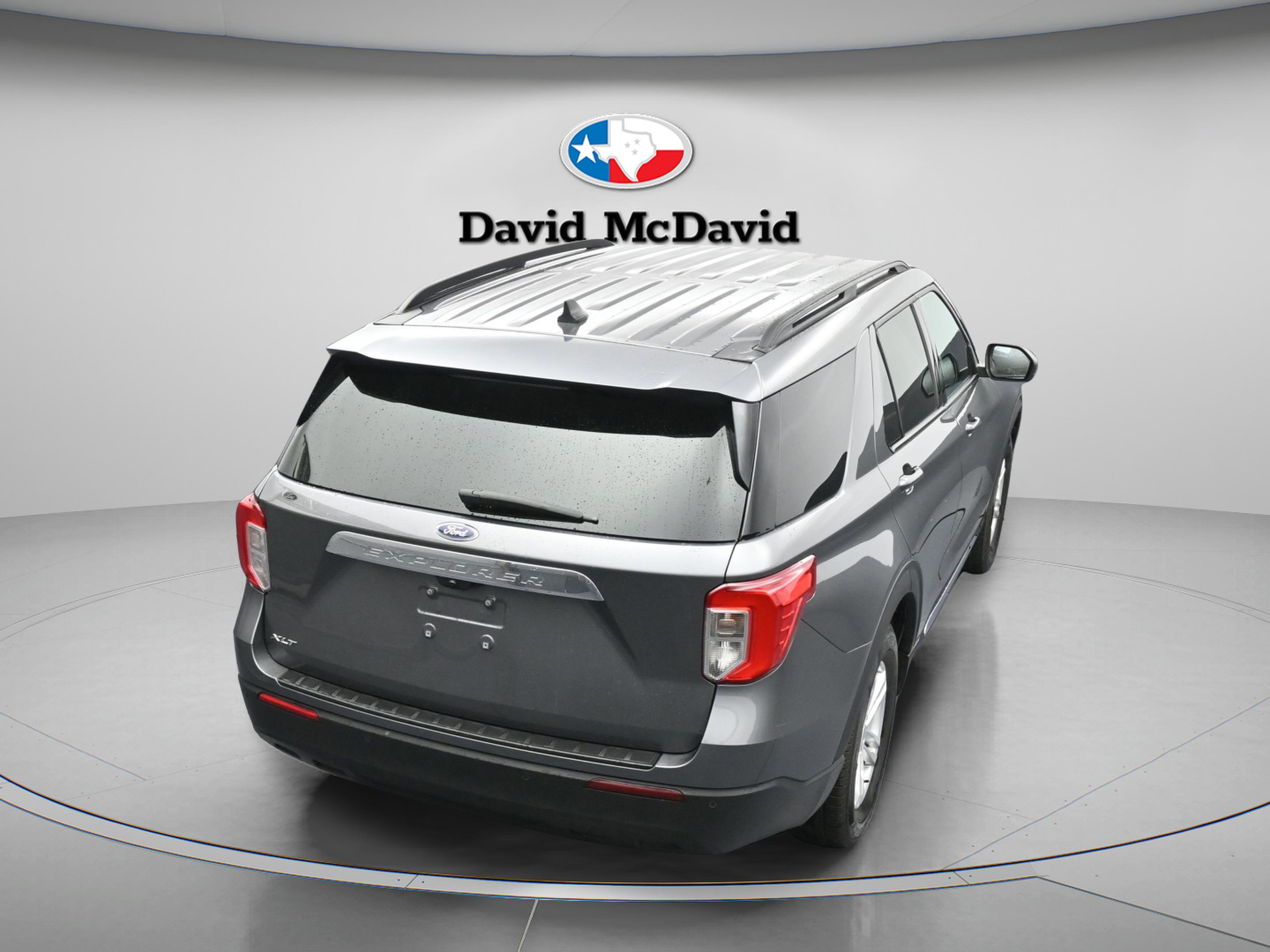 Used 2023 Ford Explorer XLT RWD image 41