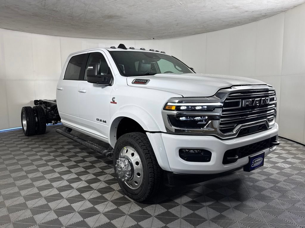 New 2027 RAM 5500 Tradesman AWD/4WD image 4