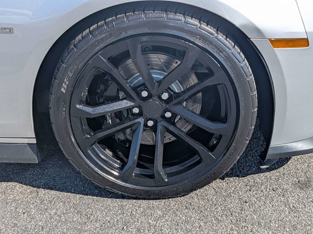 Used 2013 Chevrolet Camaro ZL1 RWD image 11