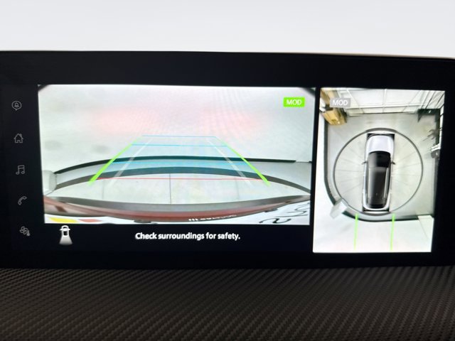 Used 2025 Nissan Kicks SR AWD/4WD image 15