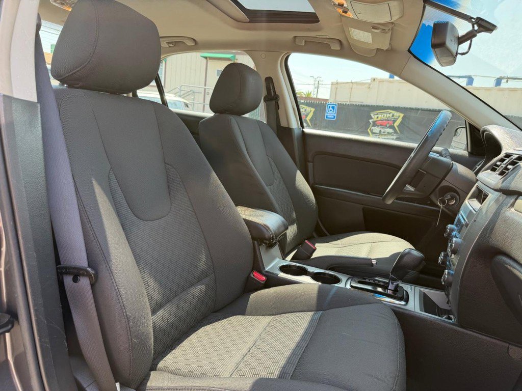 Used 2012 Ford Fusion SE FWD image 20