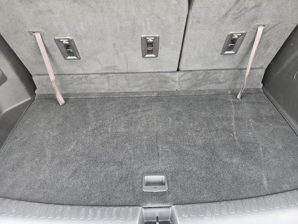 Used 2025 GMC Acadia Elevation FWD image 33