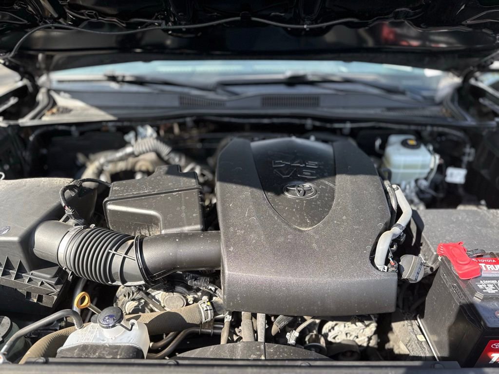 Used 2020 Toyota Tacoma TRD Off-Road image 10