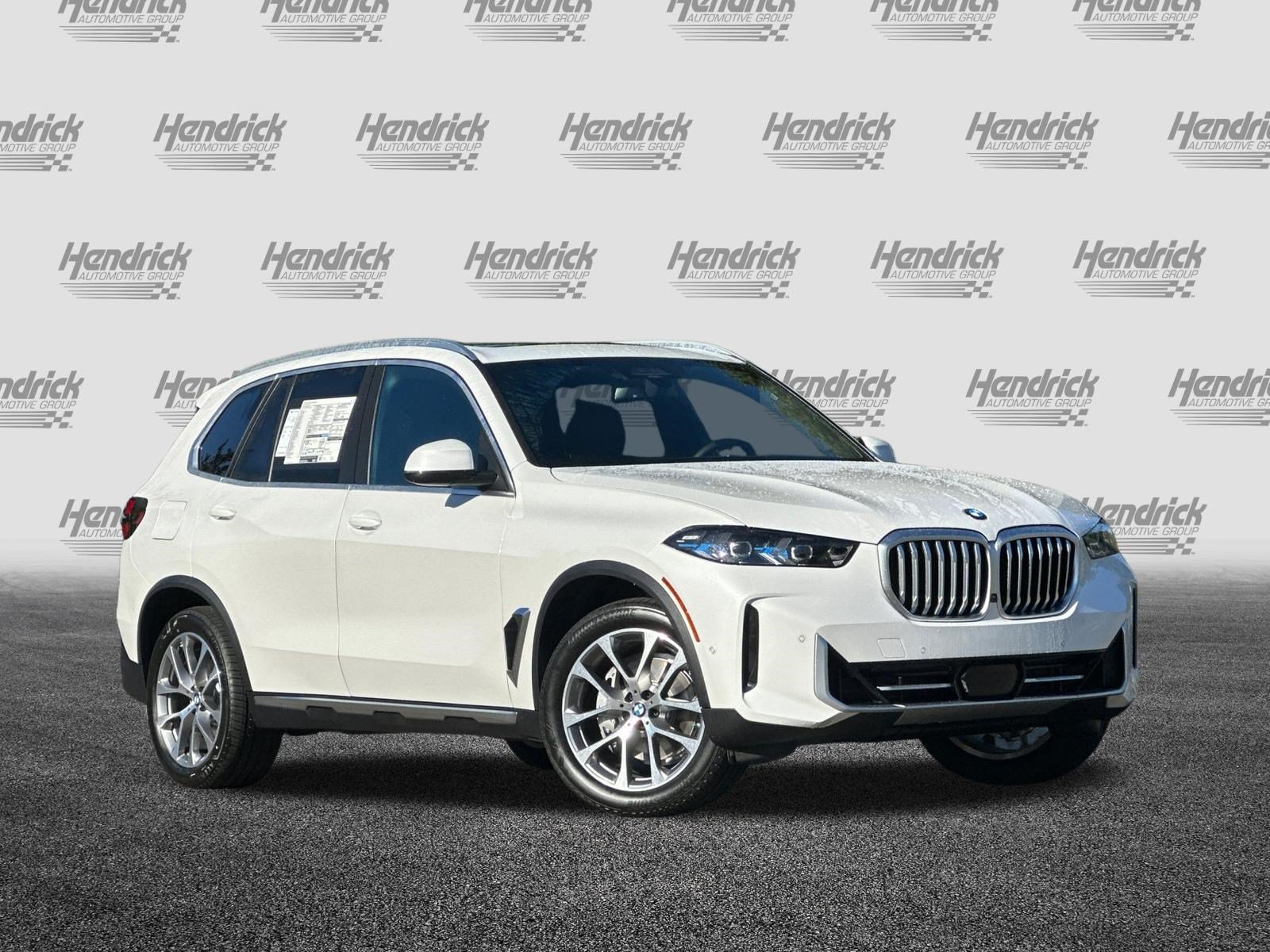 New 2026 BMW X5 xDrive40i AWD/4WD image 2
