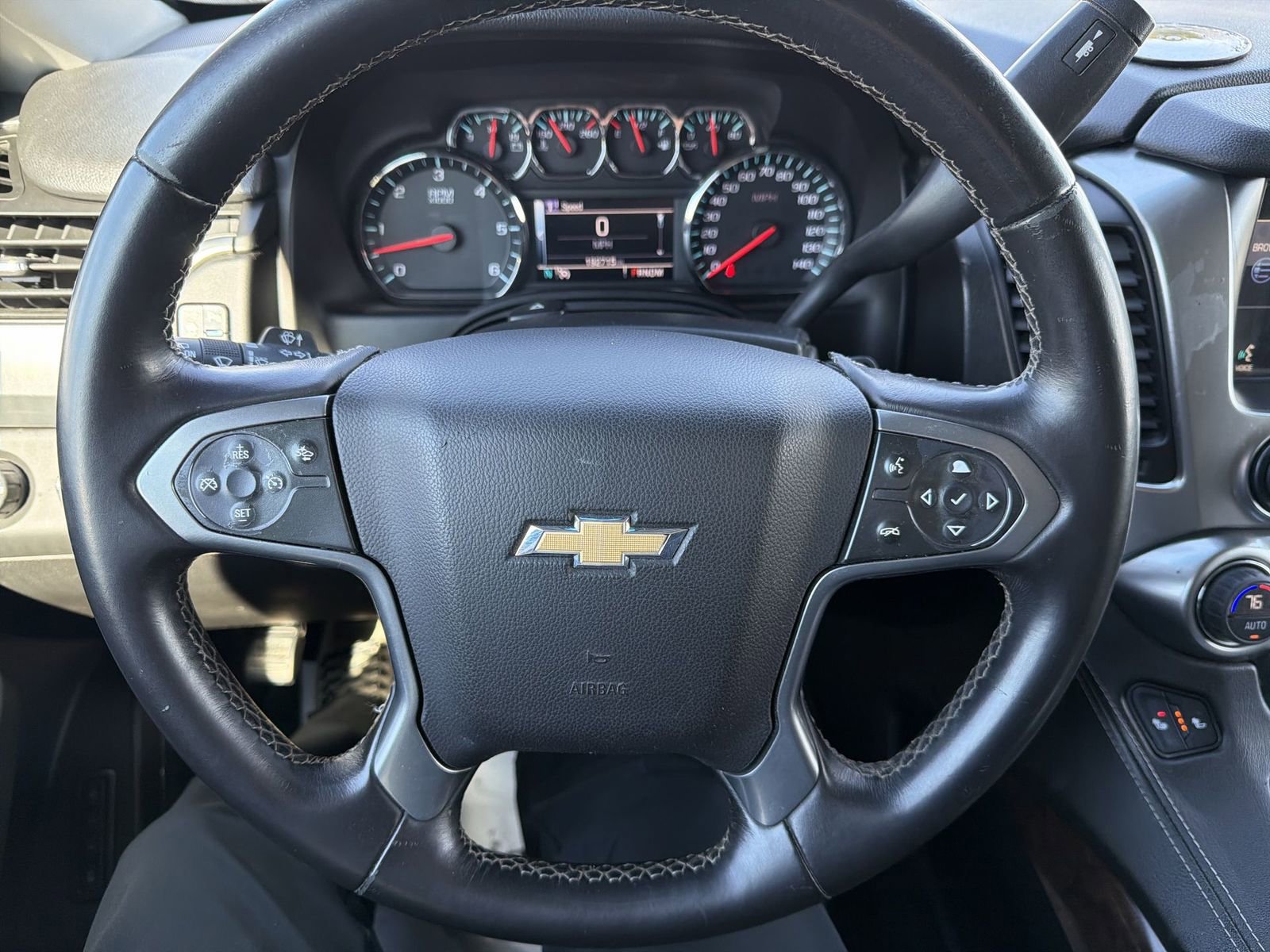 Used 2015 Chevrolet Suburban LT AWD/4WD image 14