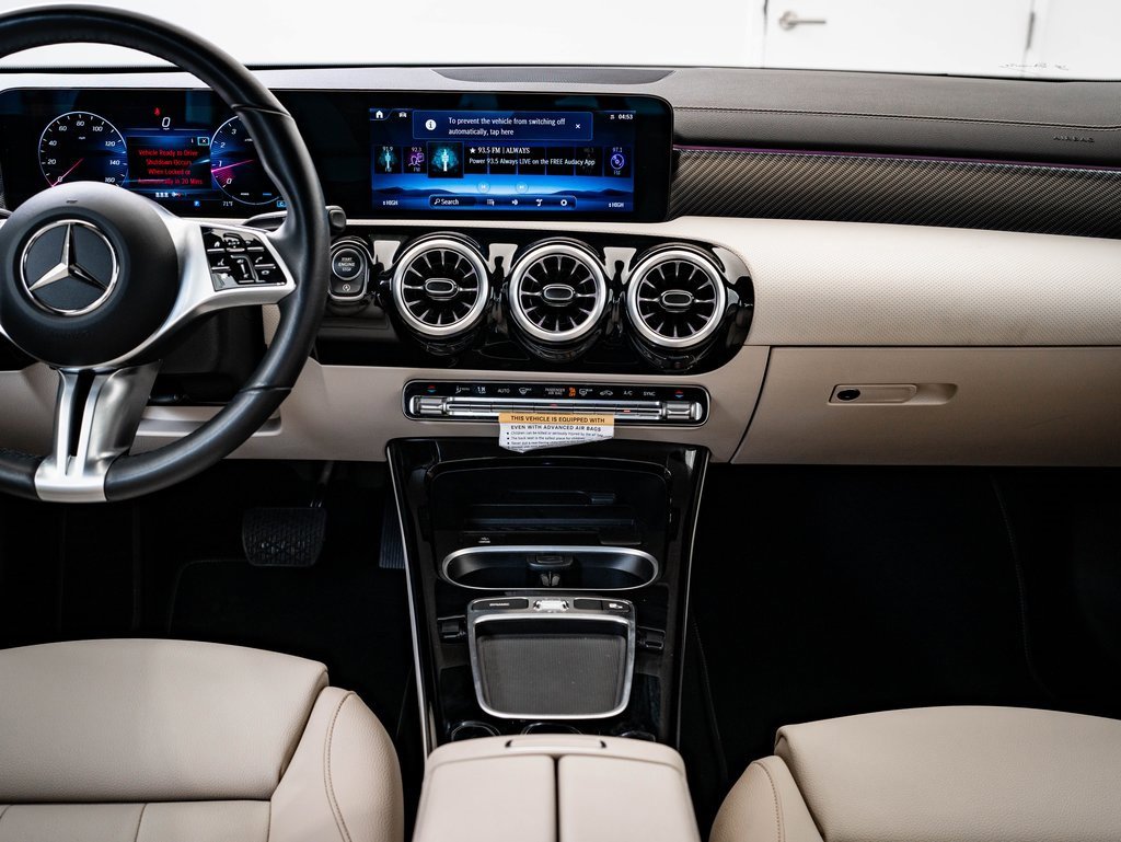 Certified 2025 Mercedes-Benz CLA 250 4MATIC image 32