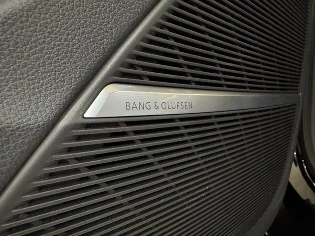 Used 2025 Audi Q7 3.0T Premium Plus w/ Premium Plus Package AWD/4WD image 9
