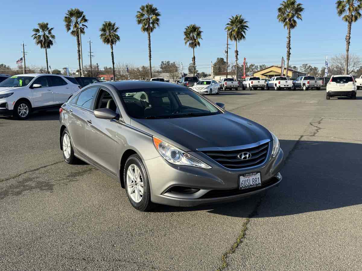 Used 2012 Hyundai Sonata GLS w/ Popular Equipment Pkg image 3