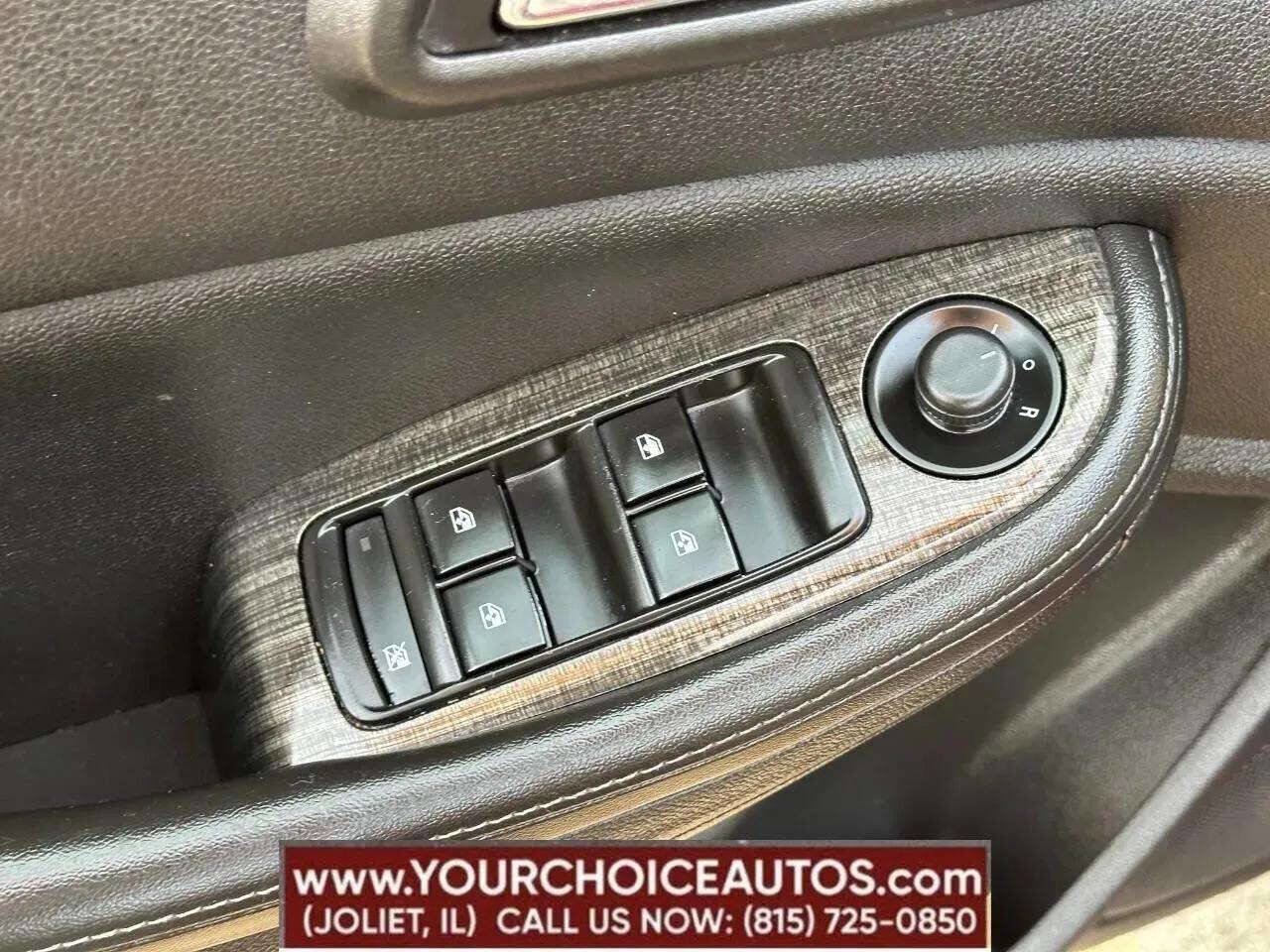 Used 2016 Chevrolet Malibu LT w/ Power Convenience Package image 16