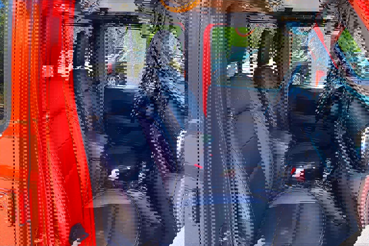 Used 2020 Jeep Wrangler Unlimited Sahara image 8