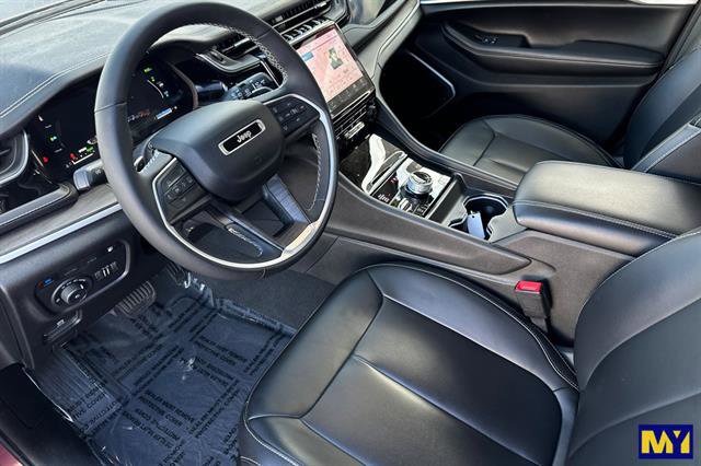 Used 2024 Jeep Grand Cherokee Limited 4xe image 10