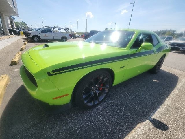 Used 2023 Dodge Challenger R/T w/ Plus Package image 2