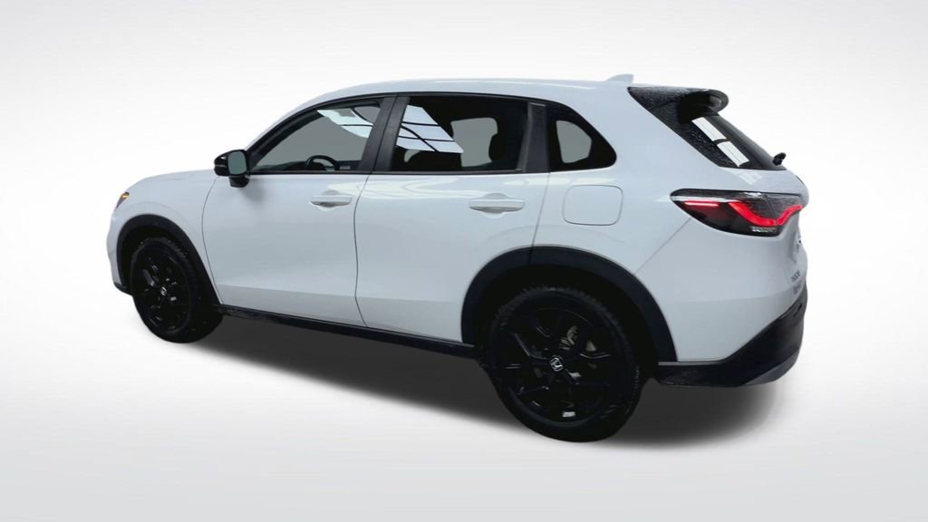 Used 2024 Honda HR-V Sport image 6