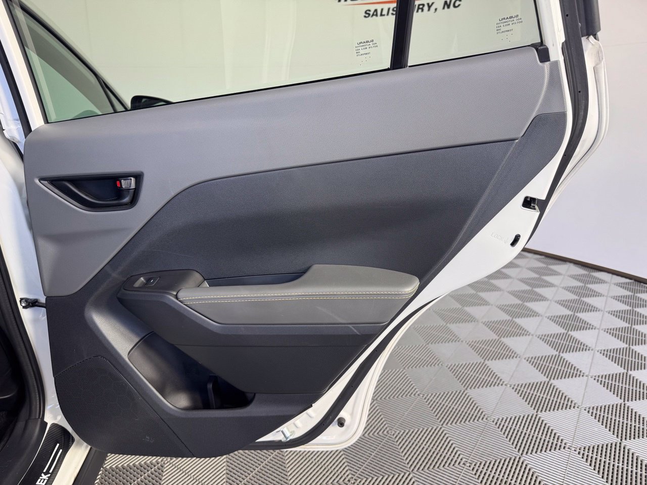 Used 2024 Subaru Crosstrek 2.5i Sport AWD/4WD image 29