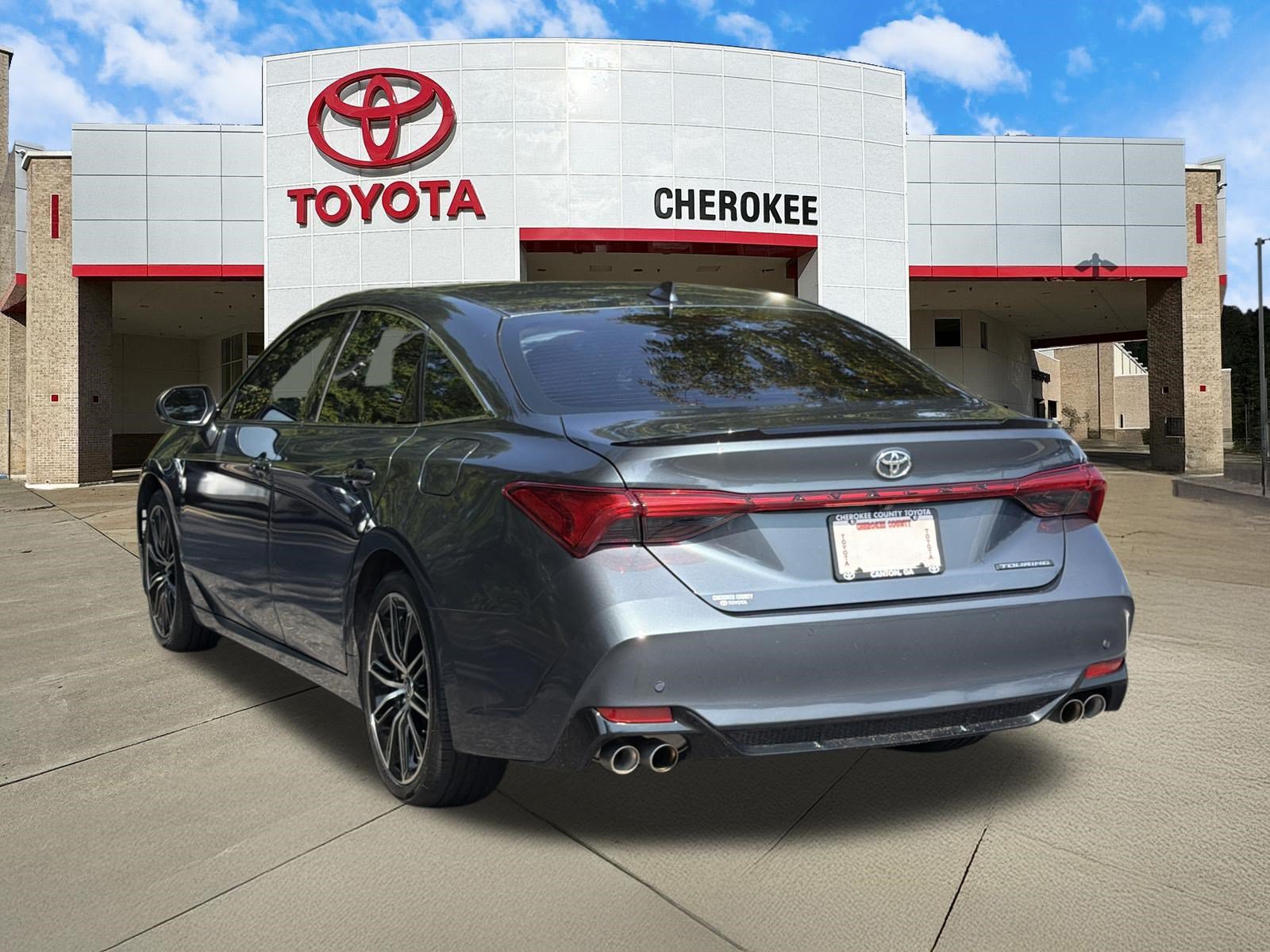 Used 2022 Toyota Avalon Touring w/ Advanced Safety Package FWD image 7
