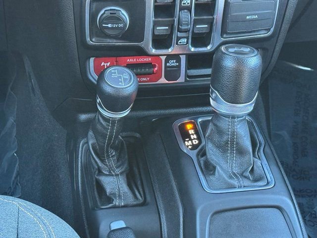 Used 2024 Jeep Wrangler Unlimited image 20