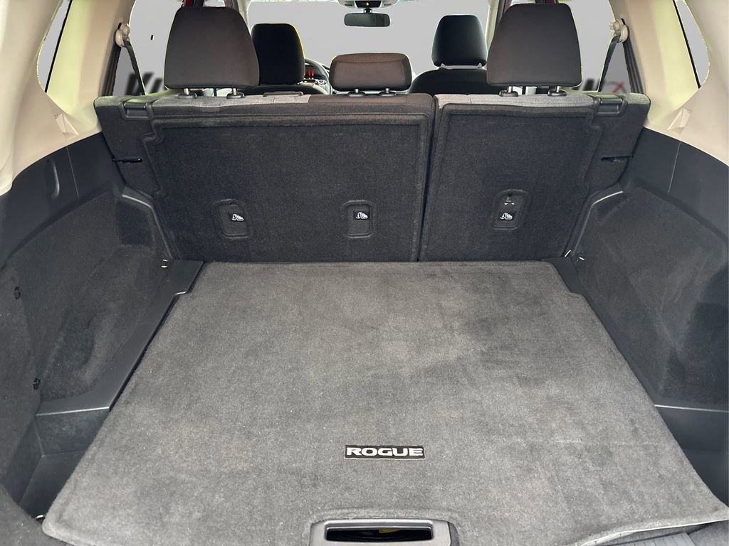 Used 2023 Nissan Rogue SV AWD/4WD image 11