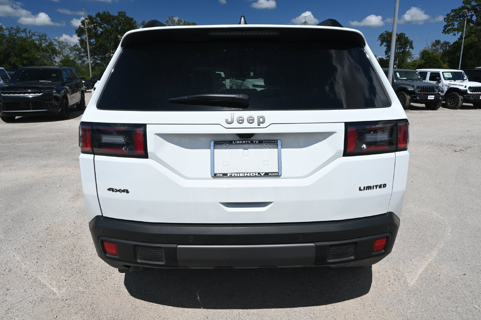 New 2026 Jeep Cherokee Limited AWD/4WD image 3